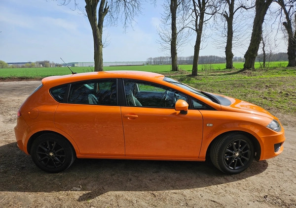 Seat Leon cena 22200 przebieg: 251074, rok produkcji 2009 z Poznań małe 211